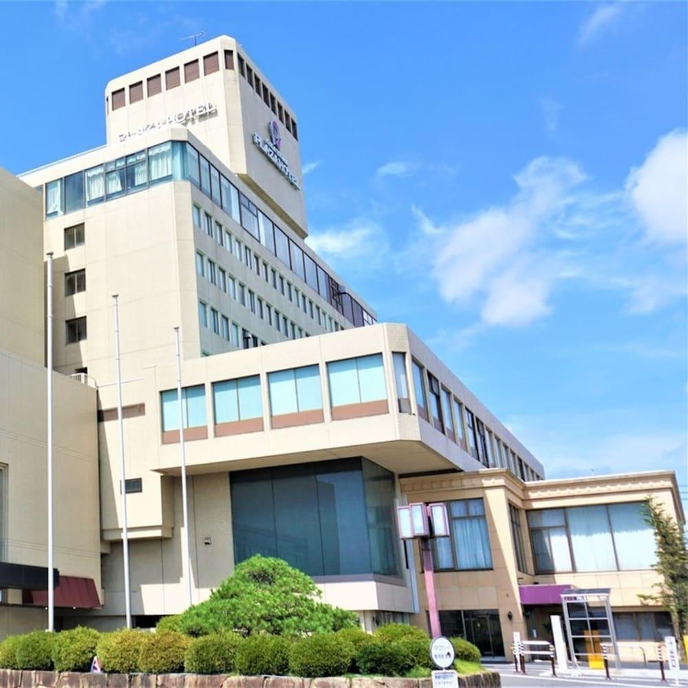 Okayama Plaza Hotel Exterior photo