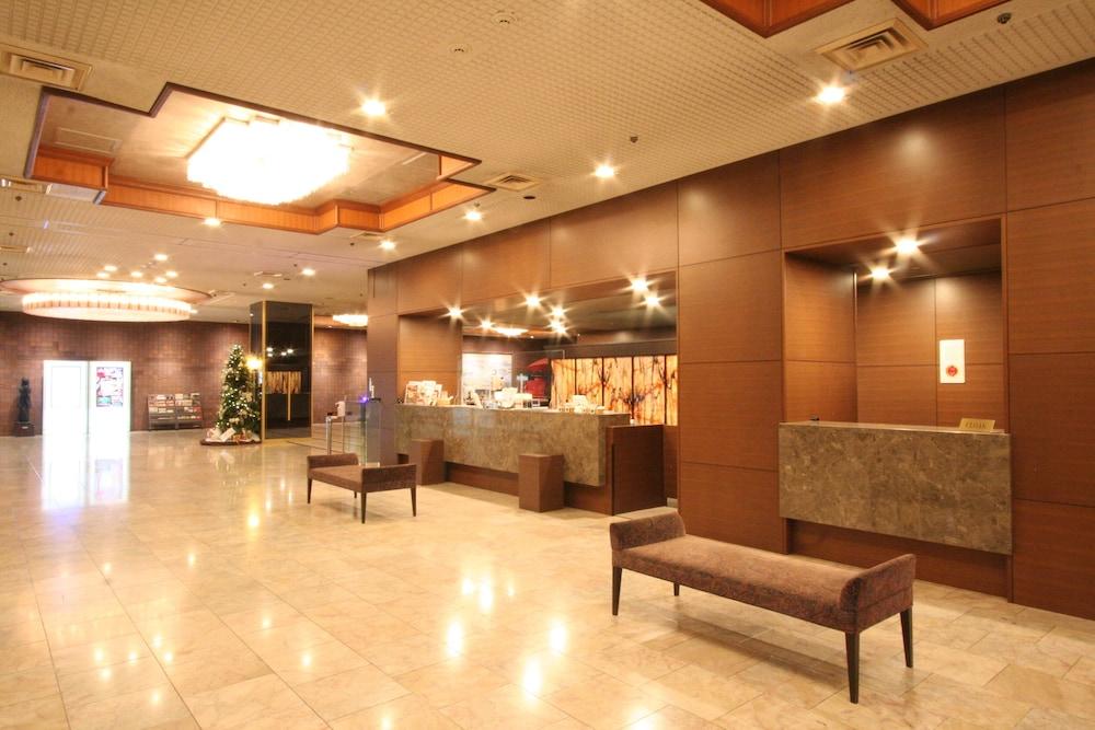 Okayama Plaza Hotel Exterior photo